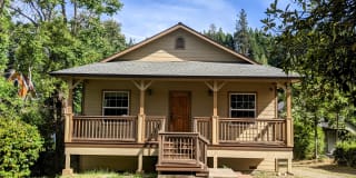 405 East Main Street Gallery 1