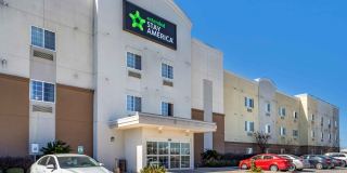 Houston – IAH Airport Gallery 8