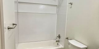 **August 2028** HUGE 8 Bed 6 Bath !! Fully Remodeled!! Gallery 42