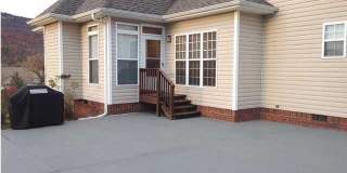 335 Horse Creek Drive Gallery 16