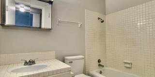 126 Scott St Gallery 13