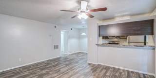 Deer Oaks Gallery 18