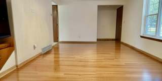 227 Sunshine Dr Gallery 1
