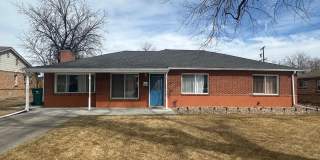 3-Bed Home 1.5 Miles from CU Anschutz | Yard, W/D, Pets OK Gallery 1