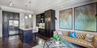 The Kelton at Clearfork Apartments Gallery 9
