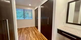 Westside Condo w/ Pool & Garage (Water Included) Gallery 21