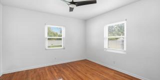 Beautiful S. Tampa 3BR/2BA remodeled home with covered parking in sought out school district. Gallery 19