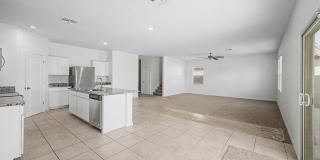 35450 W Santa Clara Avenue Gallery 14