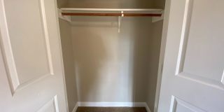Room in 4 Bedroom Home at 216 Woods Ream Dr Room in 4 Bedroom Home at 216 Woods Ream Dr Gallery 16