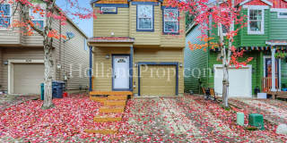 Charming Two-Level Home in Great Hillsboro Location! Gallery 1