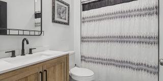 197 W 1st Avenue Gallery 22