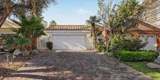 Las Vegas Country Club Home on the Golf Course with Pool! Gallery 1