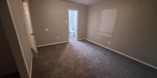 3 bedroom, 2 bath Gallery 8
