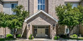 Lakeside Hills Apartments Gallery 47