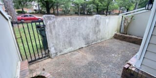 8176 Harley Square Gallery 31