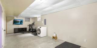 582 State Street Gallery 3