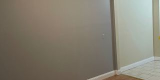 Three Bedroom One Bathroom Ready For ASAP Move In Gallery 3