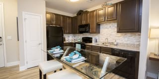 Tryon Place Gallery 9