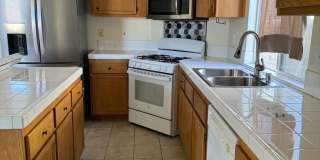 Beautiful 4 bedroom home soon available for rent! Gallery 6