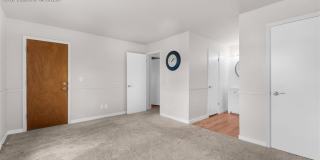 6550 Delmonico Drive Gallery 18