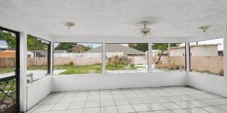 325 NW Rebecca Avenue Gallery 23