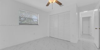 2401 SW 102nd Ave Gallery 12