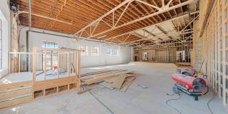 1349 Adams Street Gallery 20