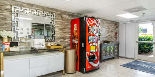 2500 Boca on Federal Gallery 18