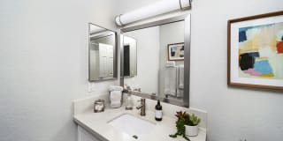 Allanza at the Lakes Gallery 27