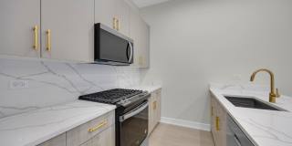 4629 S Michigan Avenue Gallery 27