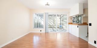 Spacious 4 Bedroom Townhouse in the Heart of Mira Mesa! Gallery 4