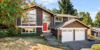 Beautiful 4 Bedroom Home on Quiet Cul-de-Sac – Ideal for Multi-Generational Living! Beautiful 4 Bedroom Home on Quiet Cul-de-Sac – Ideal for Multi-Generational Living! Gallery 1