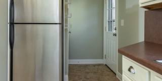 4022 Gloucester Rd Gallery 10