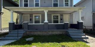 Newly Renovated 3BR/1BA Townhome near Downtown Indy Gallery 4