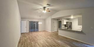 Beautiful Single Family Home! $2395/1085ft2-South Sarasota, 3-Bed/2-Bath, Fully Renovated: Annual Rental! Gallery 5