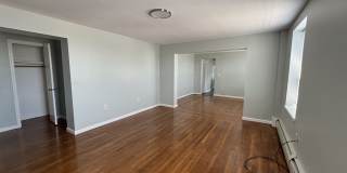 225 Golden Hill St Gallery 7