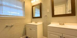 2709 NW Hilltop Drive Gallery 12