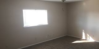 Welcome home to 8251 Sunshine Trail! Gallery 5