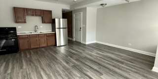 6913 South Paxton Ave. Gallery 1