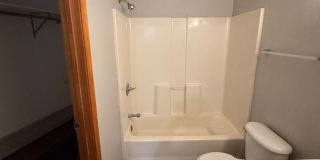 Perry Twp - 3 bedroom home Gallery 6