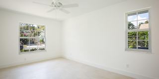 705 New York Street Gallery 12