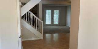 101 Luxon Pl Gallery 3