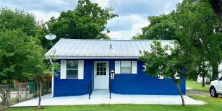 689 Beaver Gallery 1