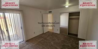 Fort Lowell & Campbell 2/1 - A/C and all appliances Gallery 14