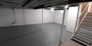 3 bed/1 bath bungalow - Now Available! Gallery 25