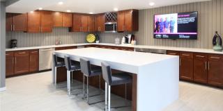 Alpine Village Apartments Gallery 24