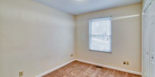 Walnut Springs Apartments Gallery 28