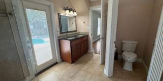 Gulf Breeze - Proper - 5 bedroom, 3.5 bathroom with pool and lawn care included Gallery 22