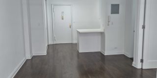 1001 5th Ave Gallery 4