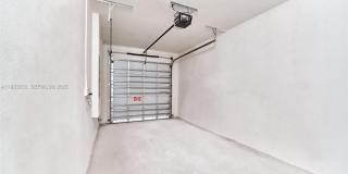 10447 NW 66th St Gallery 27